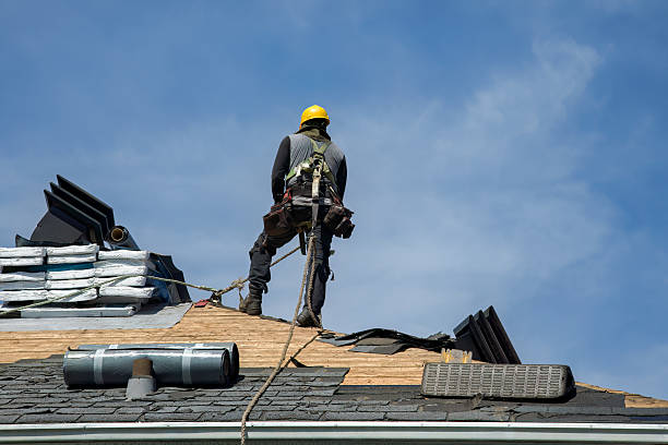 Professional Roofing technician working in Harveyville, KS